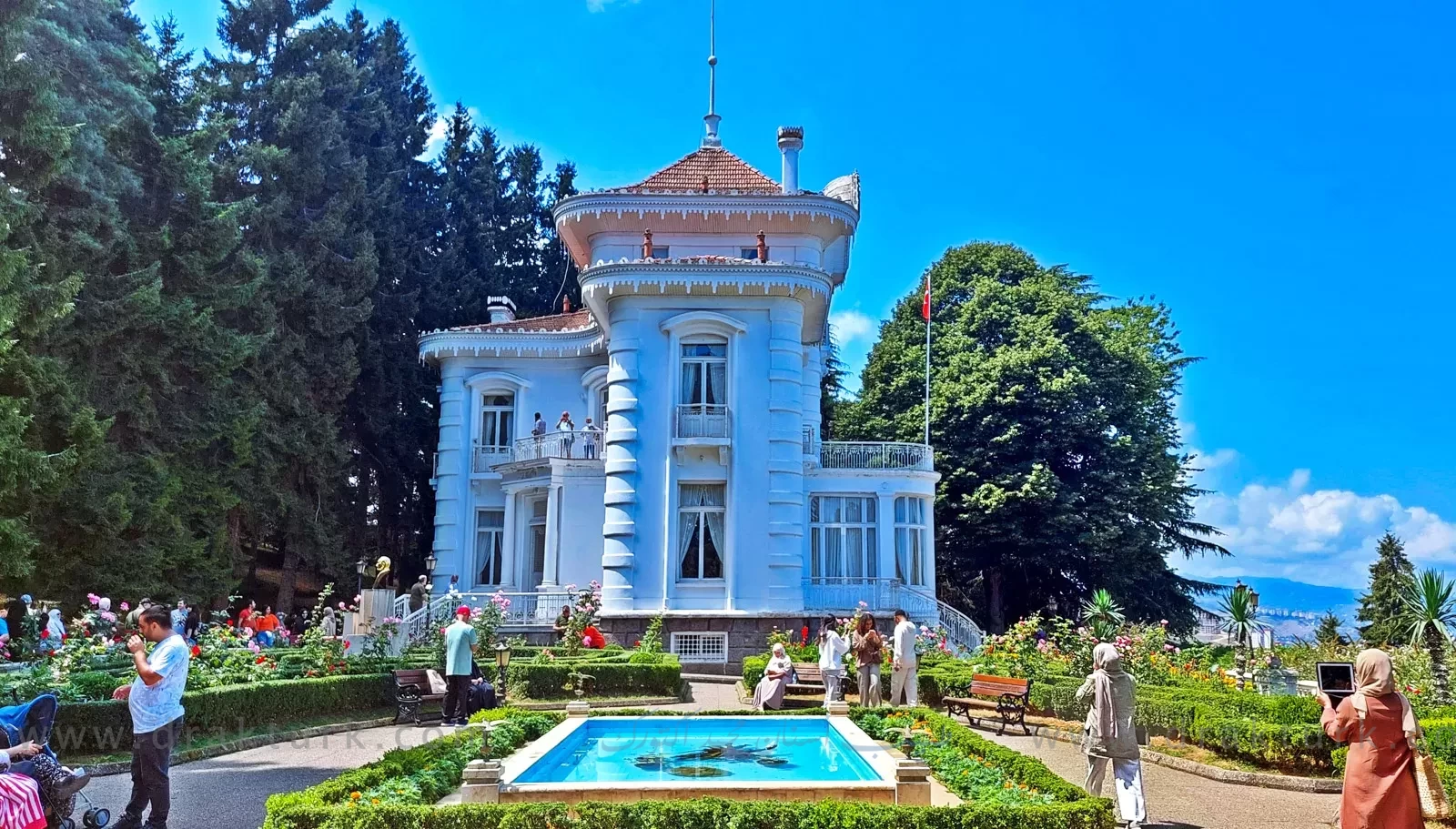 طبيب اسنان محمد اكتورك - طرابزون - تركيا طبيب اسنان محمد اكتورك - طرابزون - تركيا